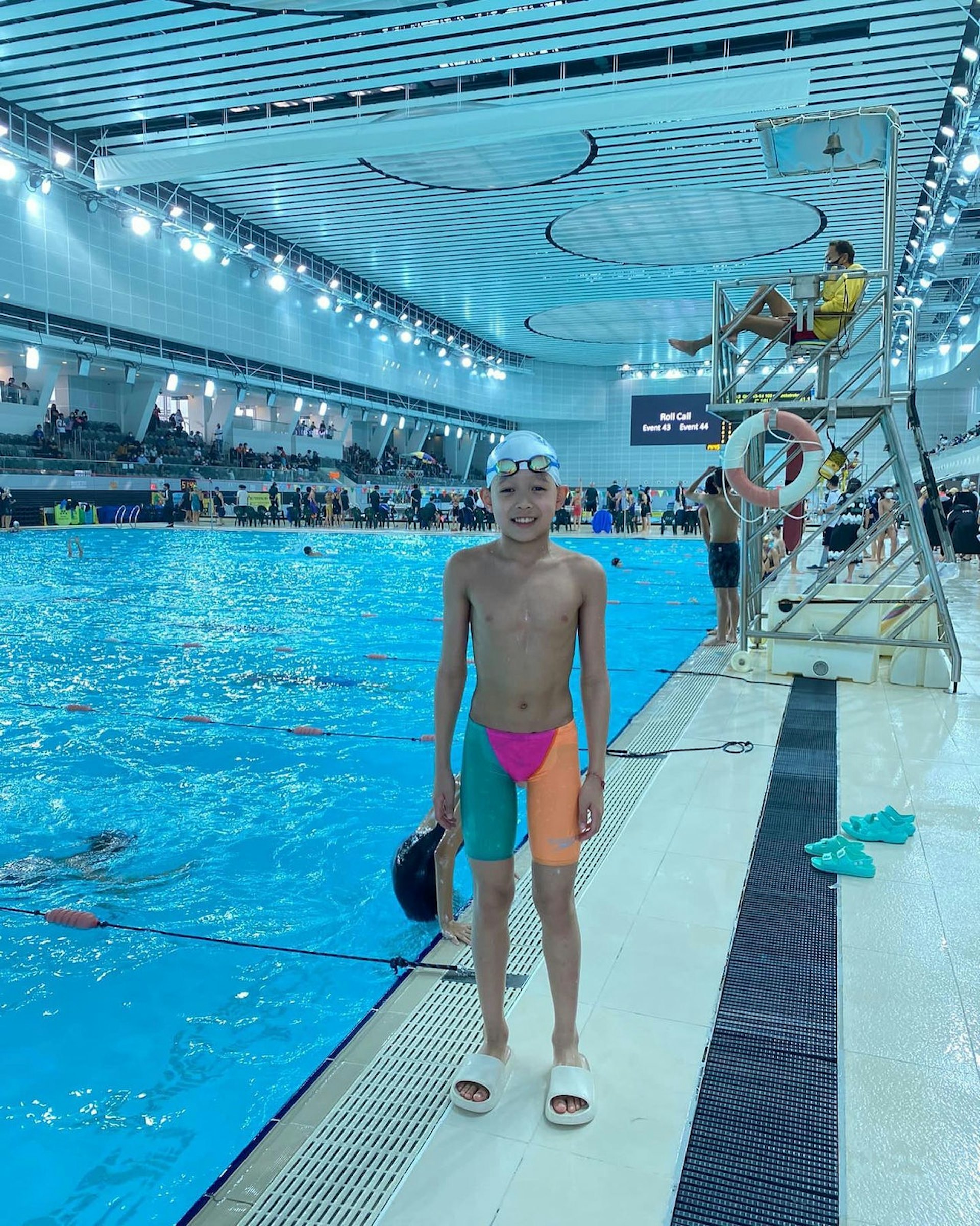 Evan在媽媽培育下，在游泳方面相當出色，曾奪得不少獎項。