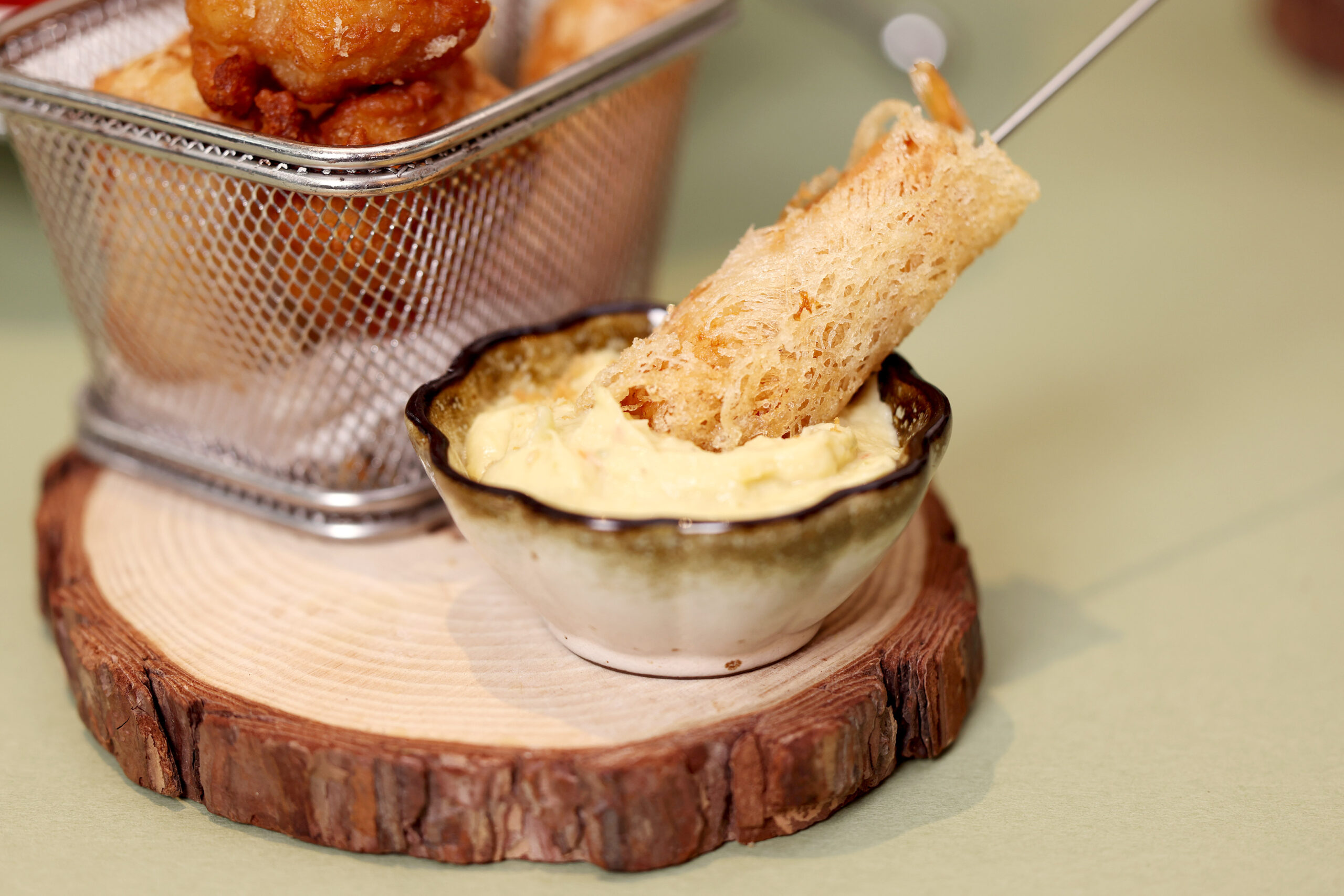 榴槤班蘭肉鬆卷。