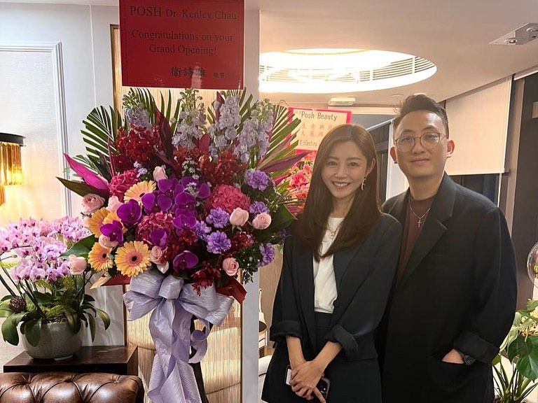 提到與未婚夫的相識經過，衛詩雅表示，他們是靠朋友安排「相睇」飯局。