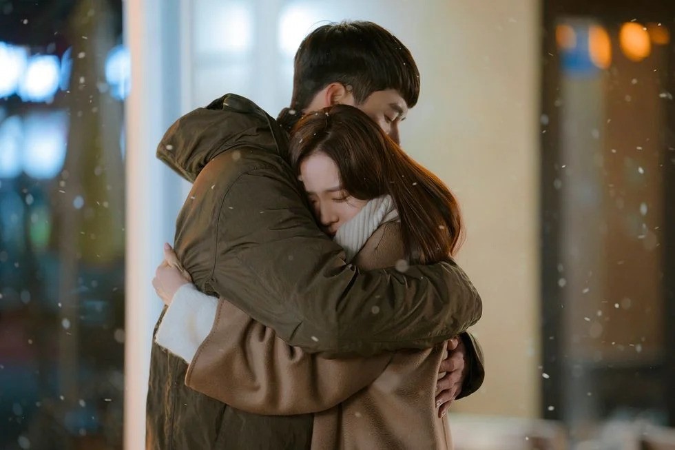 他不會因為你的等待而感動回到你身邊。