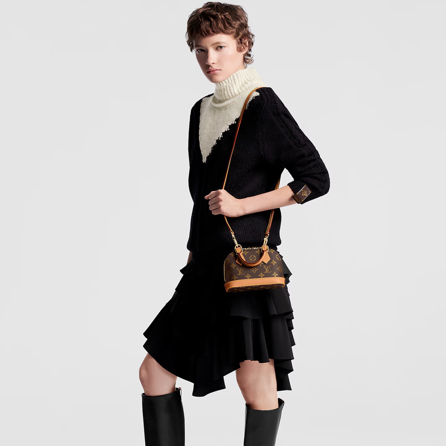 可作斜孭袋，令你返工都變得更有時代感。