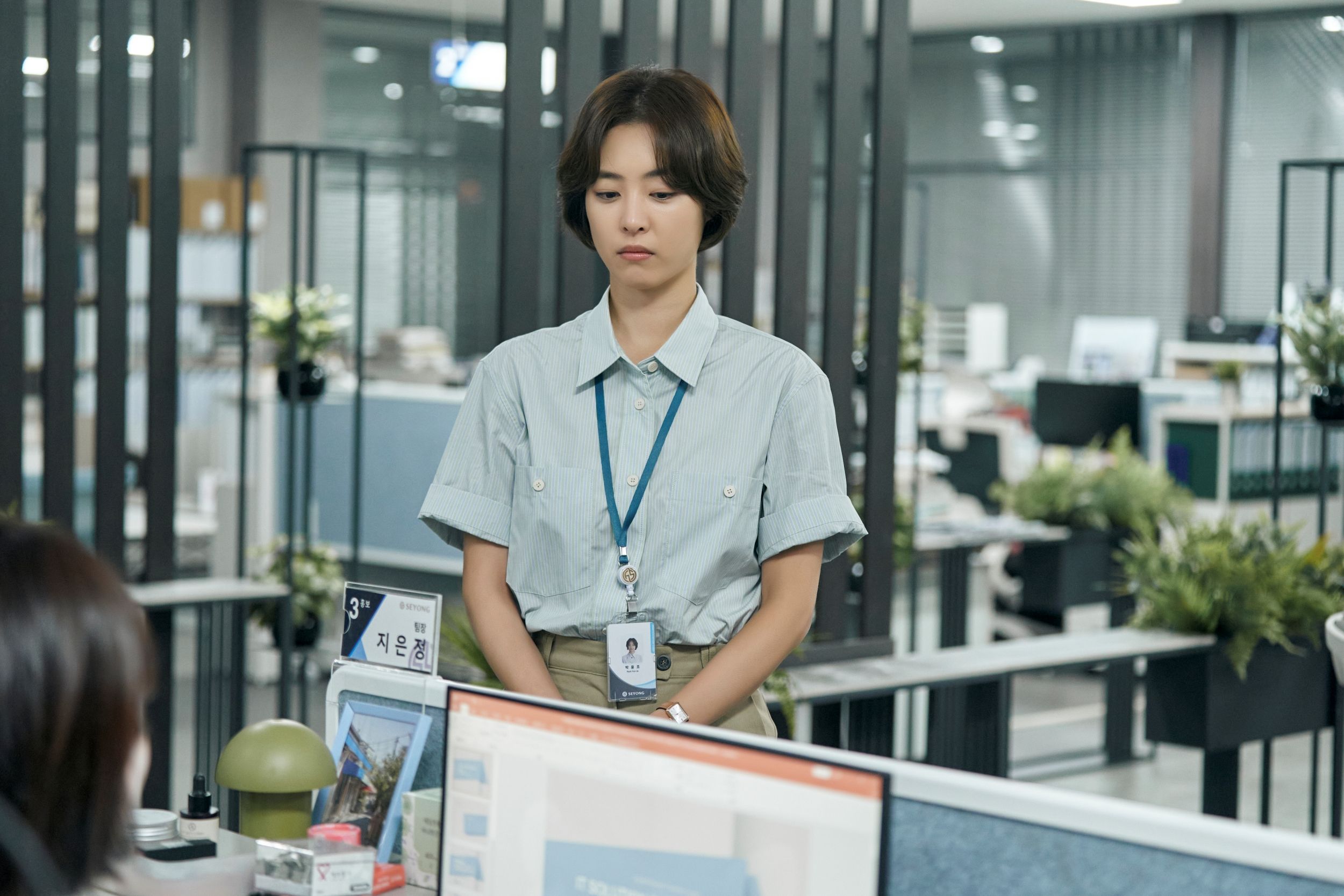 請假英文是由動詞 take 和名詞 leave 所組成,表示員工因個人理由需要暫時離開公司。