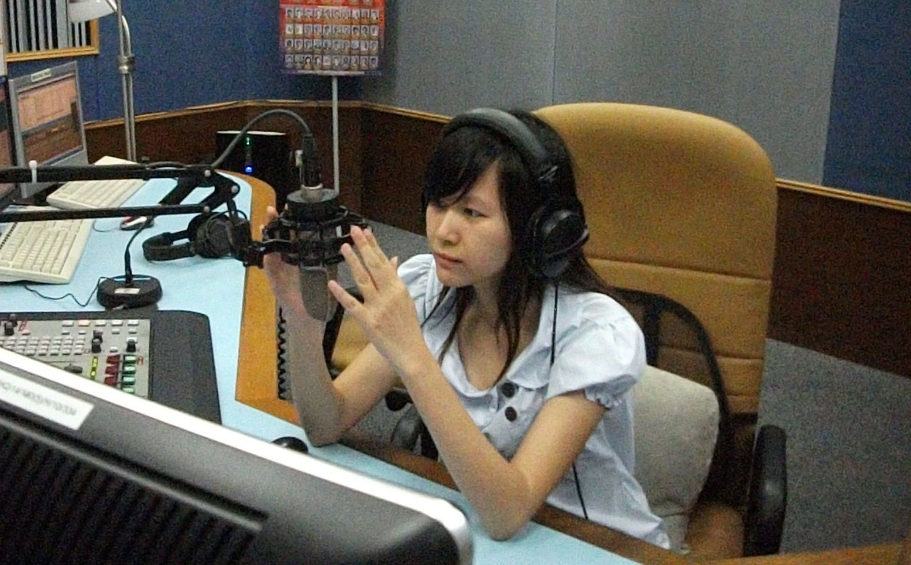 聲音主播需要維持一段時間以累積人氣才有收入呢！