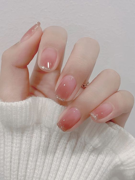 美甲保質期25至30天。