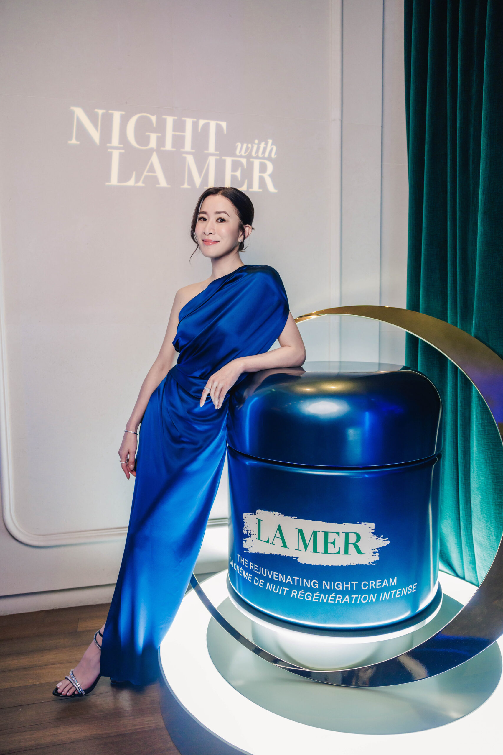 Charmaine 大讚 La Mer 全新奇蹟晚霜是她的晚間護膚良伴，有了它，才能時刻明豔照人。