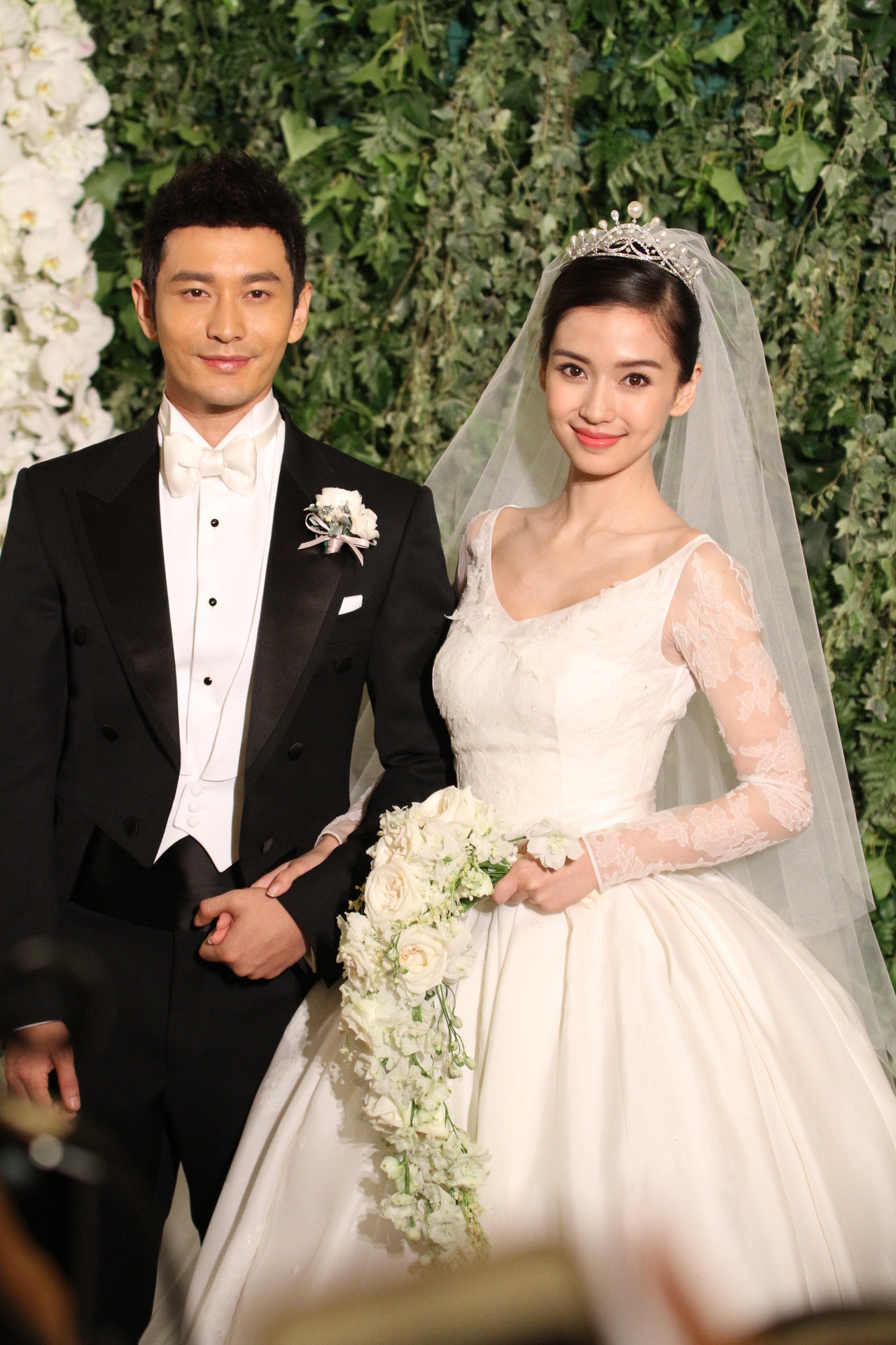 黃曉明曾坦言媽媽喜歡Angelababy，所以才結婚。