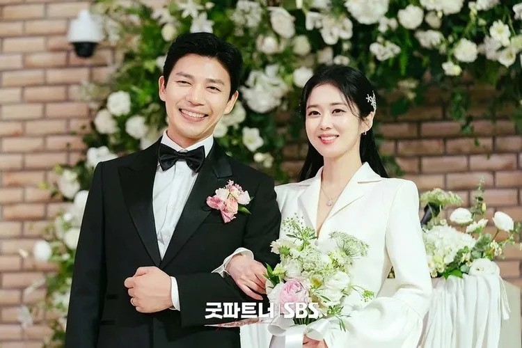 車恩京與老公認識3個月就閃婚。