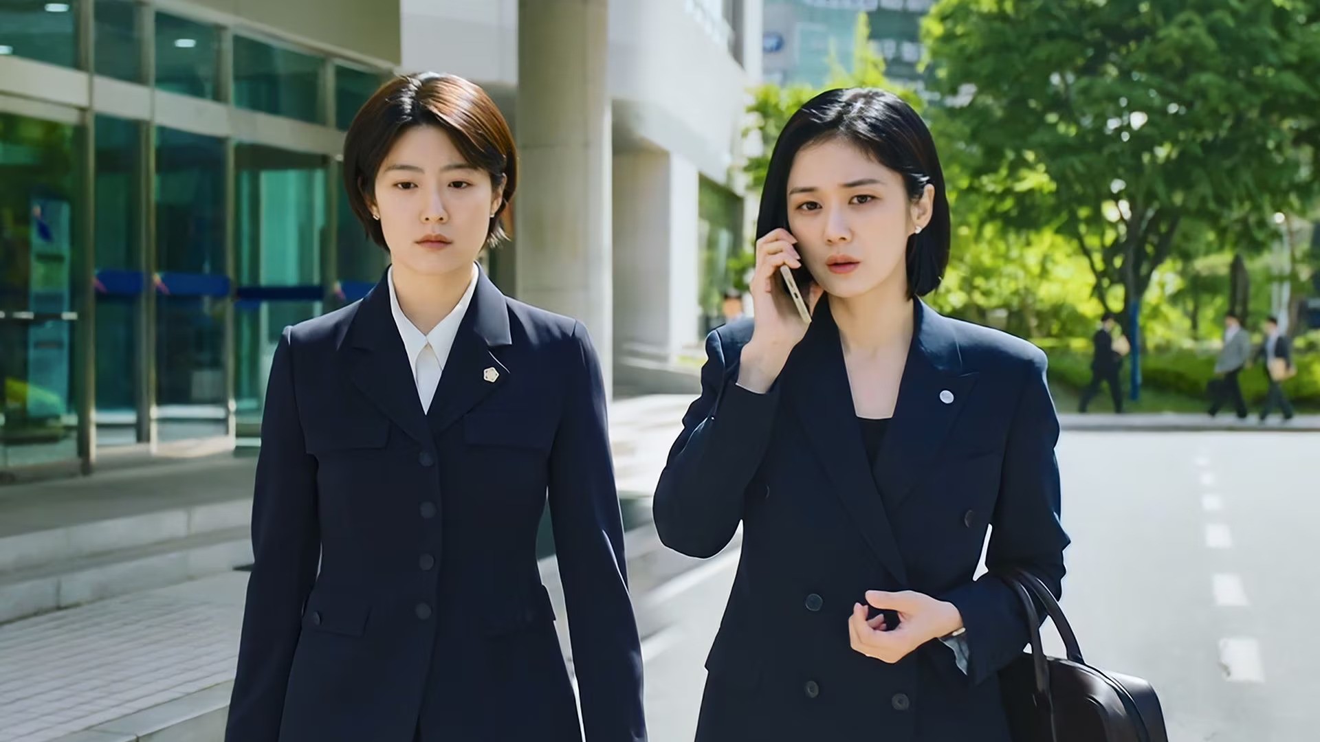 或許是因為從小成長的家庭環境所致,讓韓宥利變成一位感情的「悲觀者」