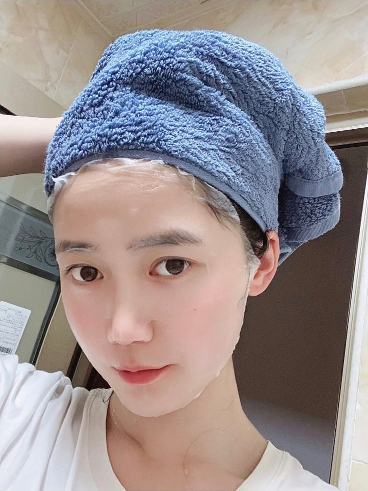 浸完浴之後毛孔在蒸氣及高溫下流失水分，最適合敷上保濕面膜，為肌膚補水滋潤。