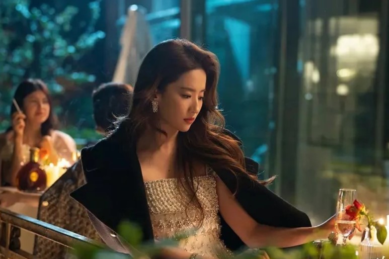 我們的心，都有過滴血的時候，傷口或許好了，但是疤痕長留。