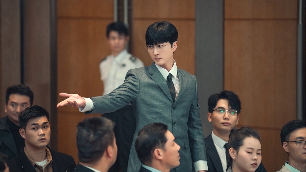 首度飾演「戀愛腦股票男」成風的王浩信。