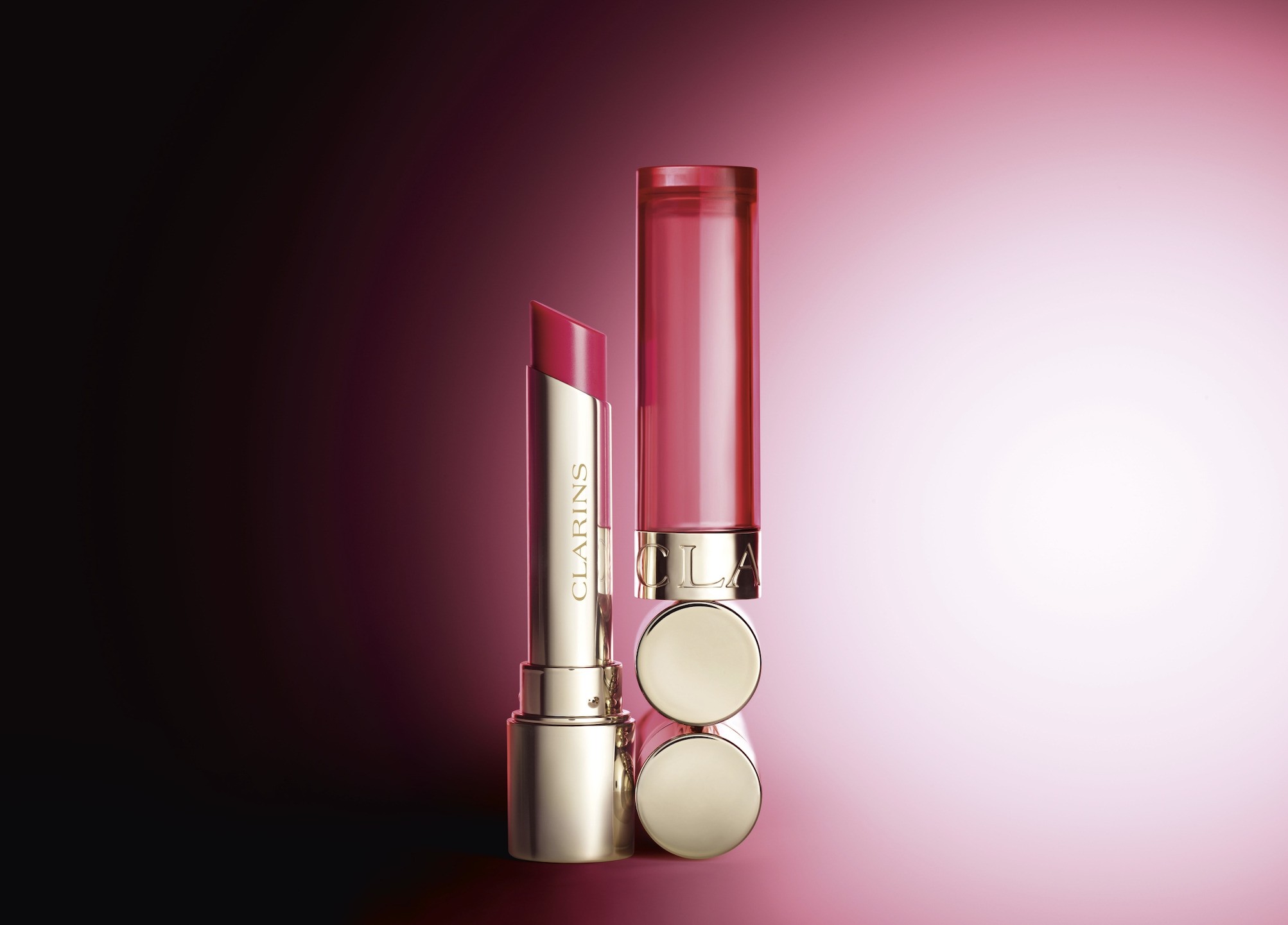 CLARINS凝亮護唇膏具化妝同時護唇功效。