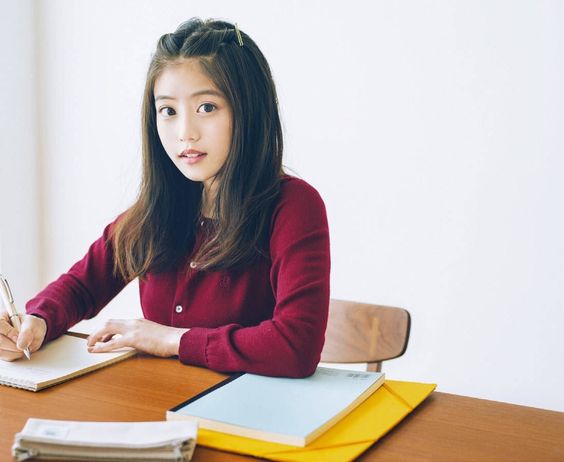 在面試結束後24小時內,寫一封感謝信給面試官。