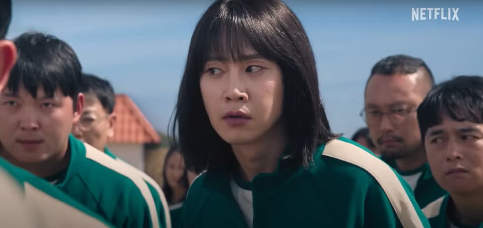 朴成焄跨性別角色。