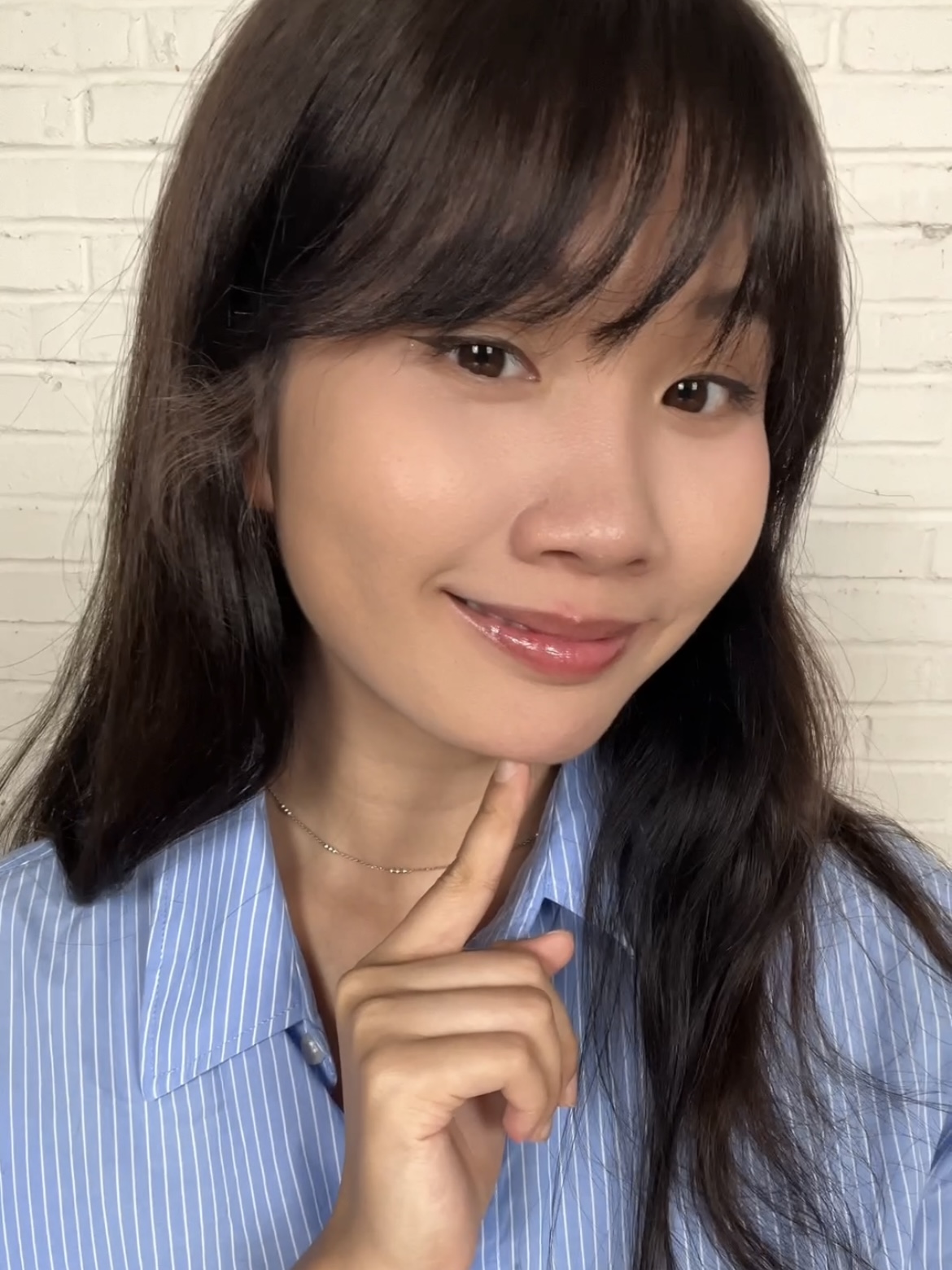 高保濕成份令雙唇即時滋潤。