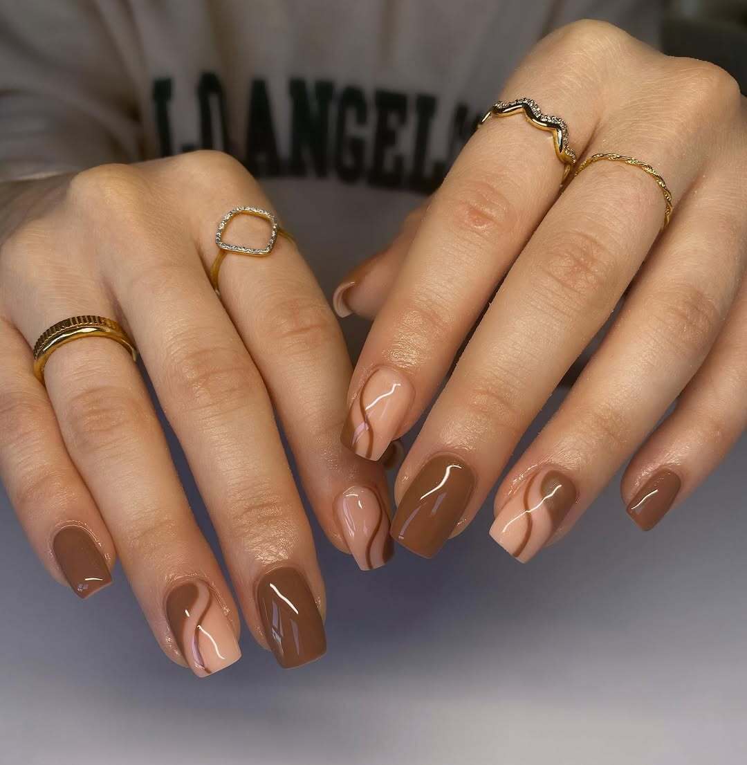 率性點綴美甲。