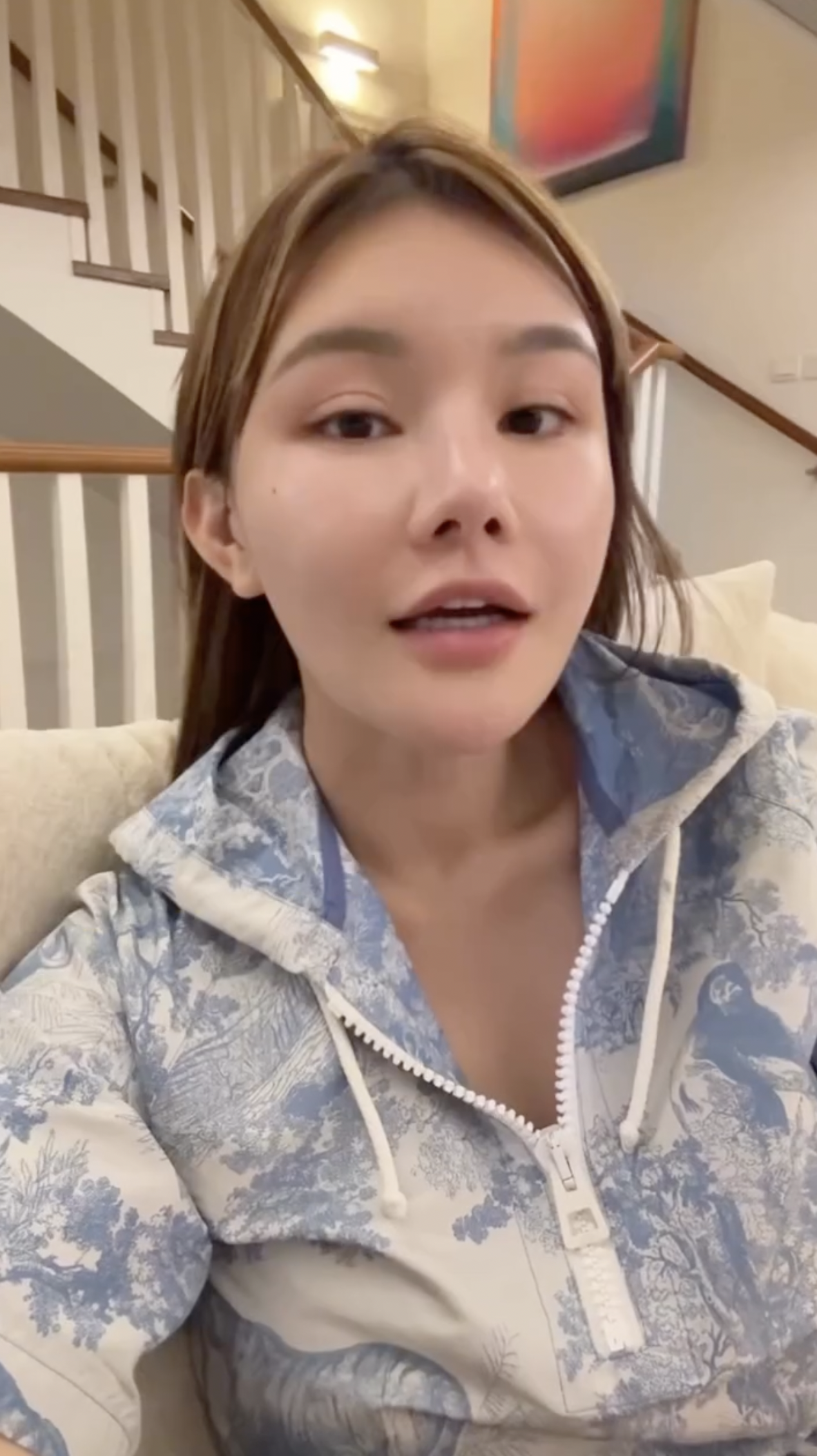 最近「五索」開公司升呢做老闆娘。