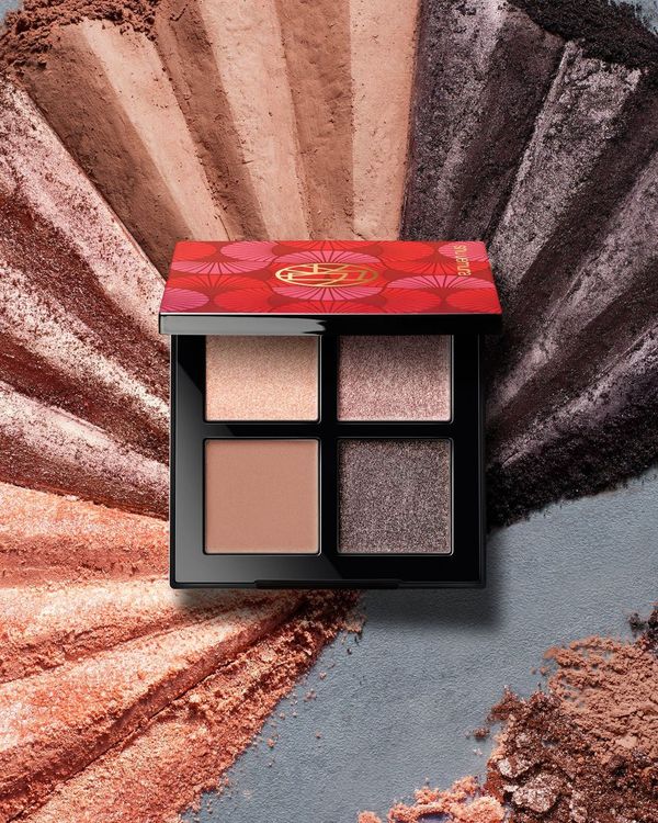 限量版立體眼影組合扇之影 HK$495