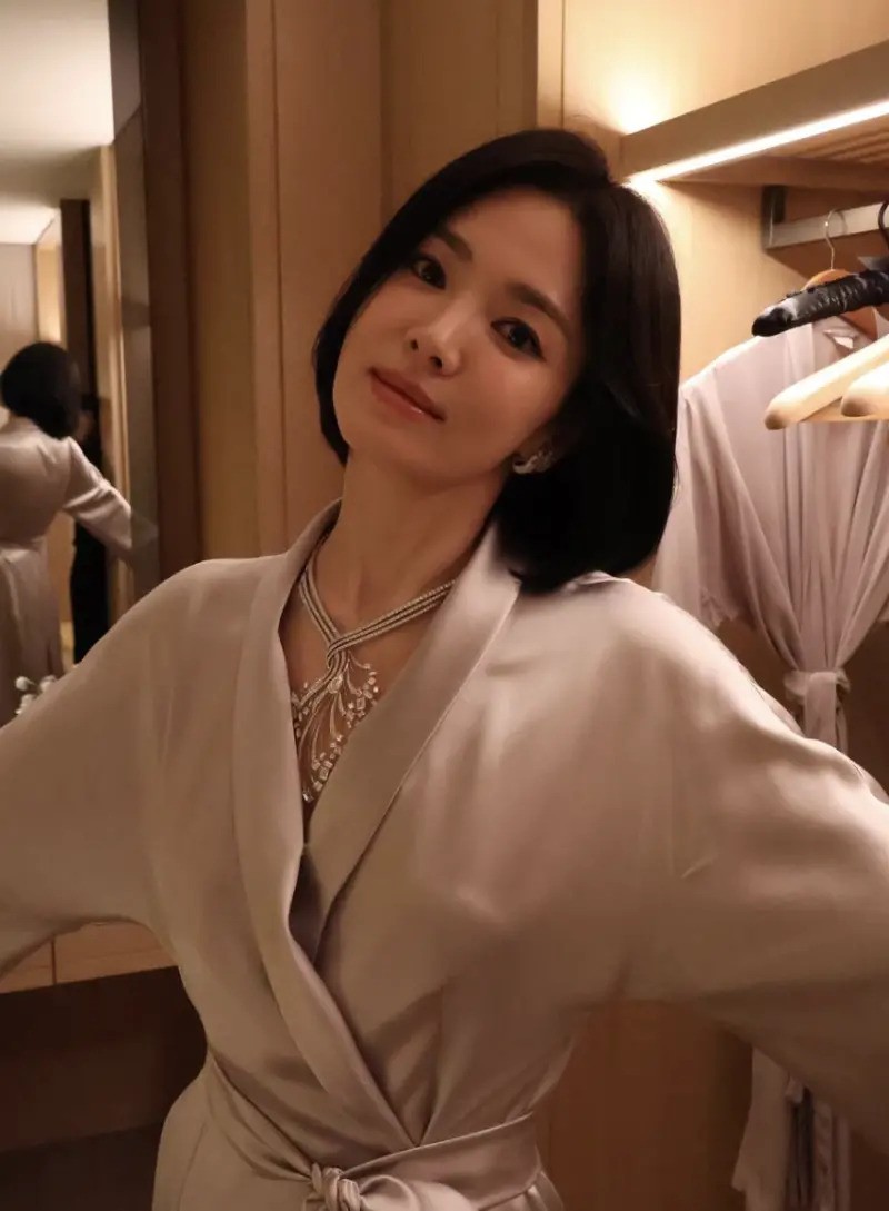 如今的宋慧喬已經擺脫了負能量。