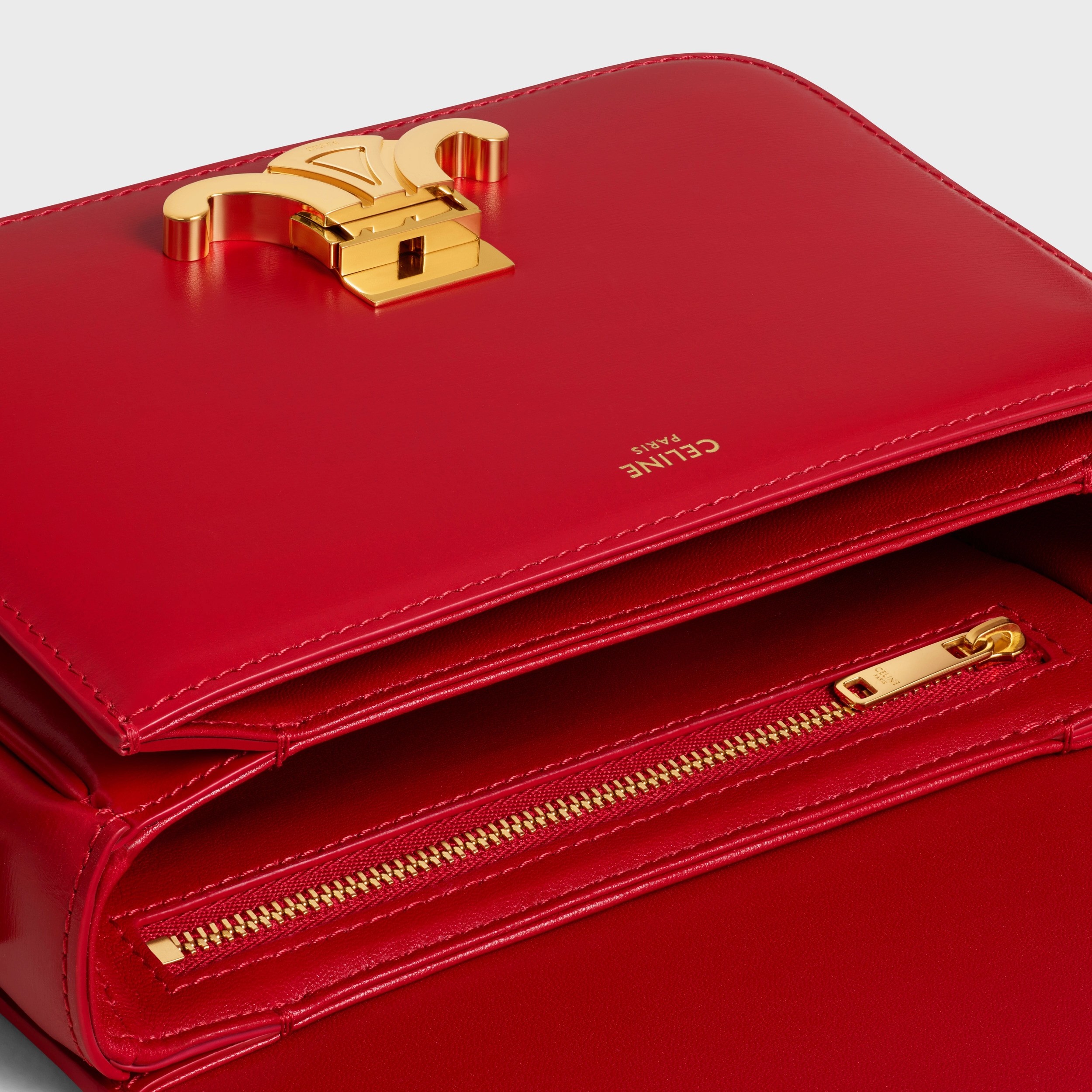 可收納隨身攜帶用品。