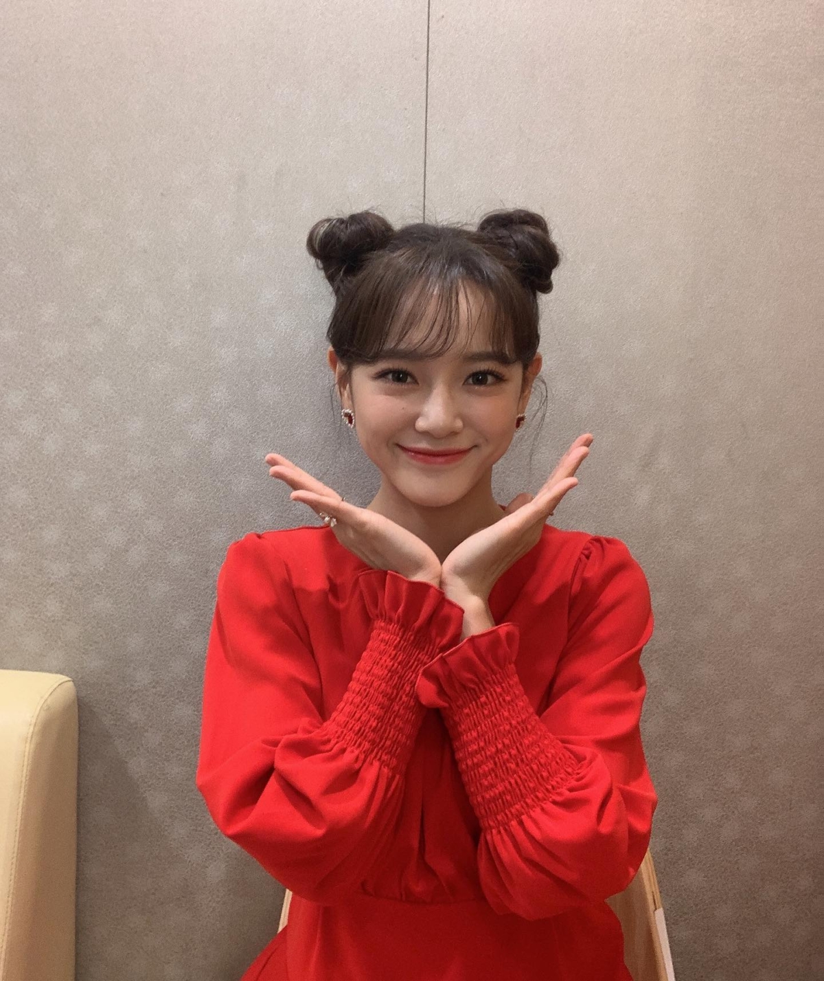 穿紅衣迎接好運，新年就是要充滿喜氣！