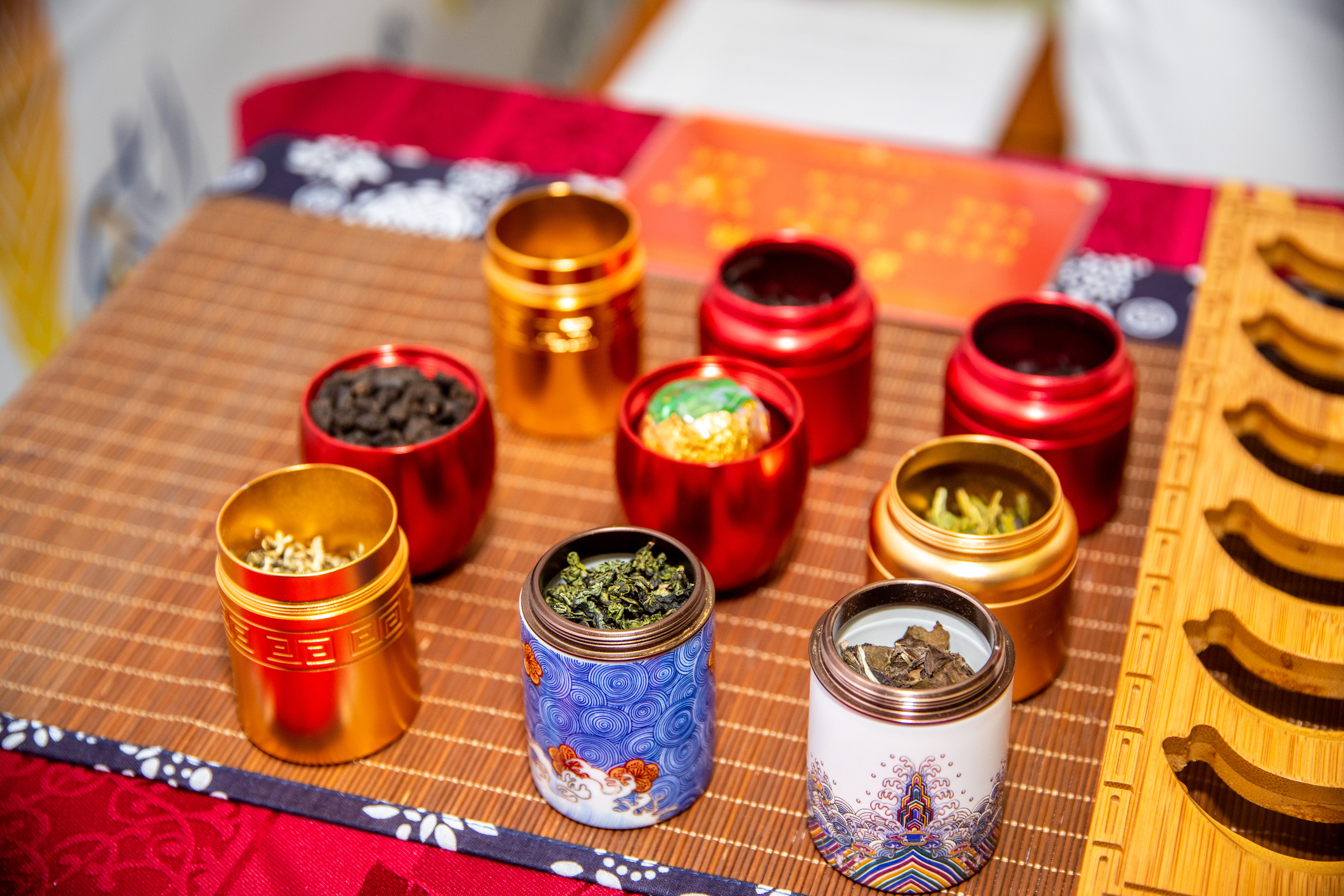 健康養生類象徵清雅與健康。