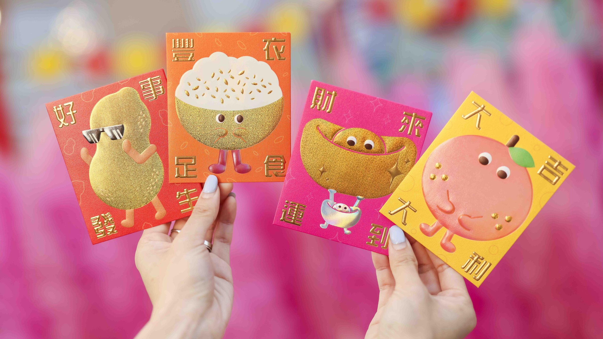 一物兩用「PIXAR達摩幸運利是封·座枱揮春」，