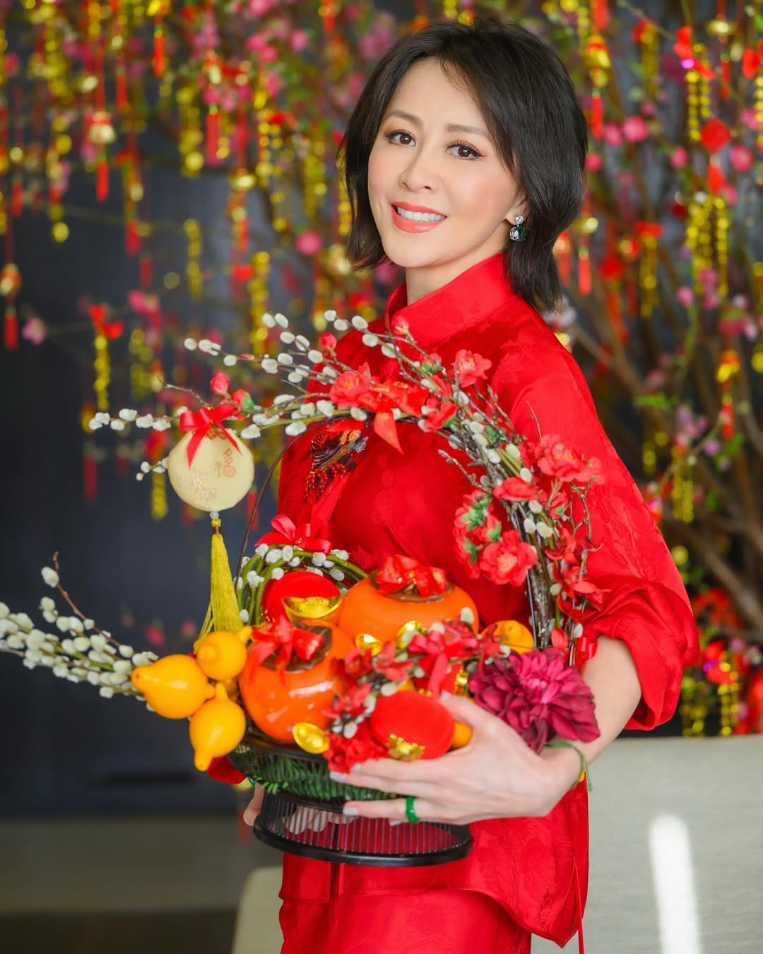 元宵節農曆正月十五是一年中第一個月圓之夜。
