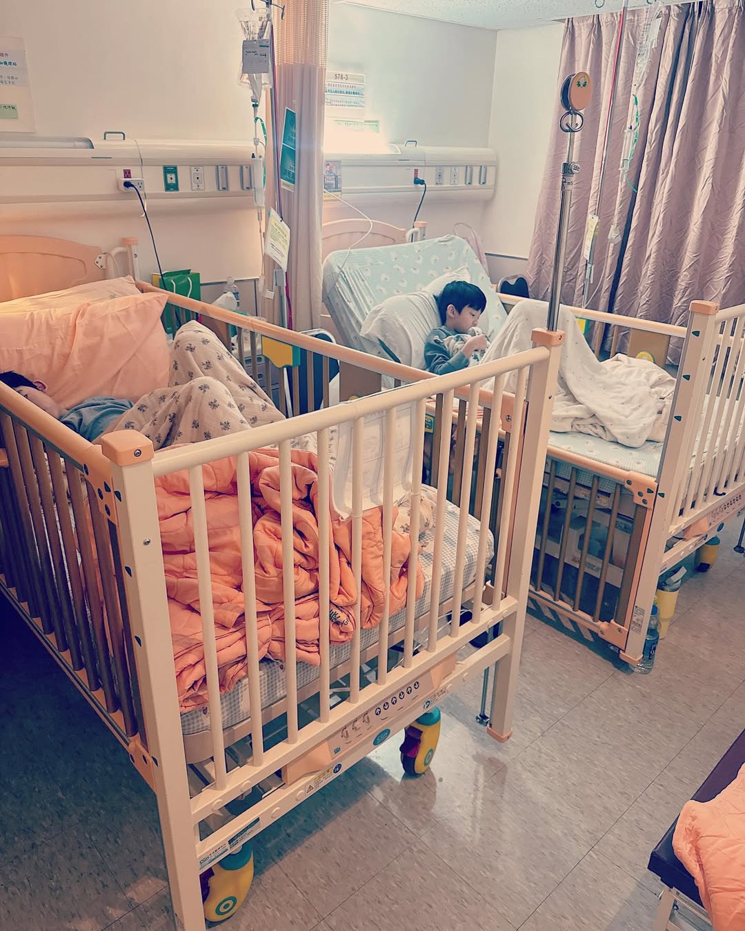 范瑋琪全家得流感。