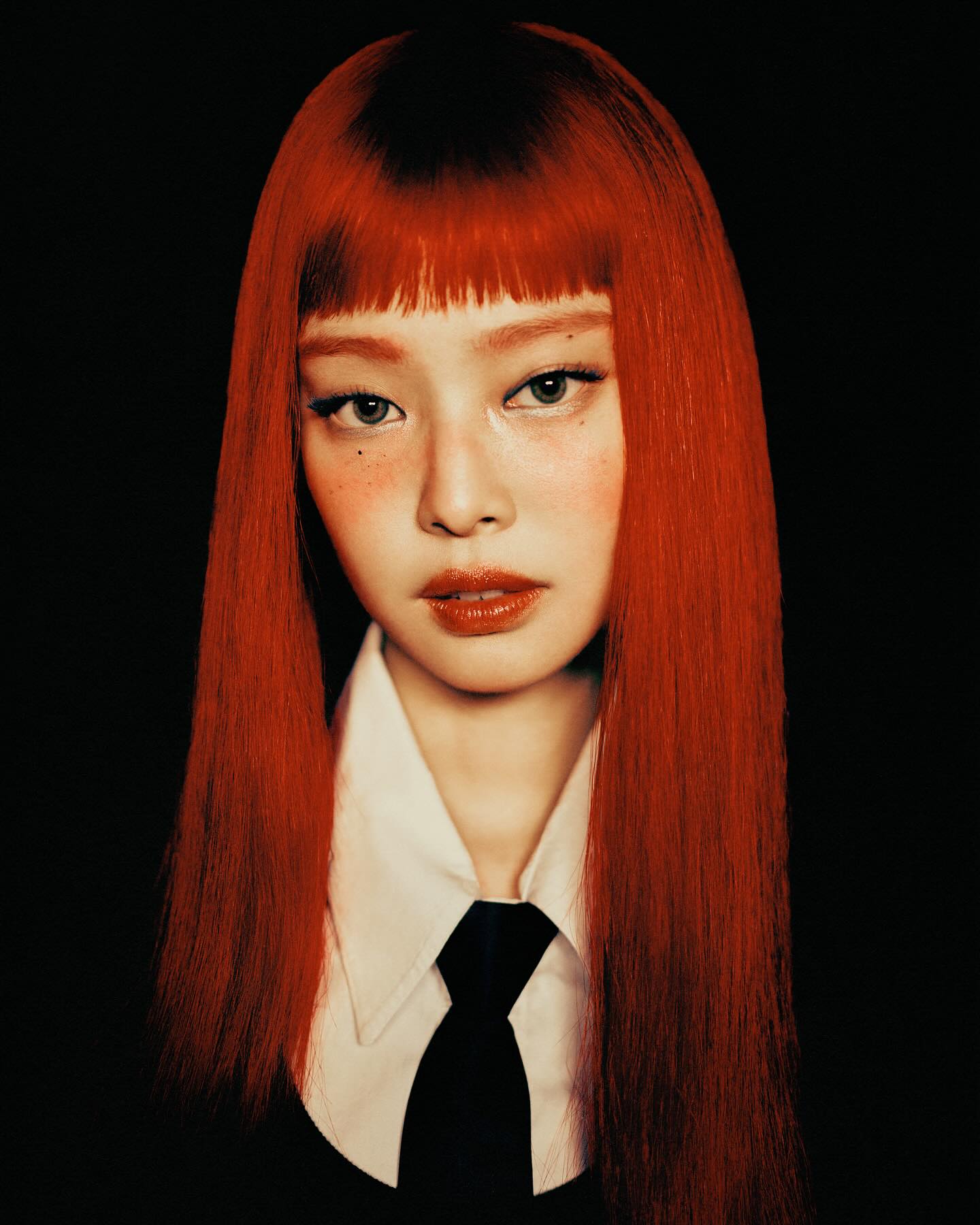 對比度只是參考之一，膚質、臉型、個人喜好同樣重要。並且染髮、曬黑或化妝習慣改變，都可能影響你的對比度