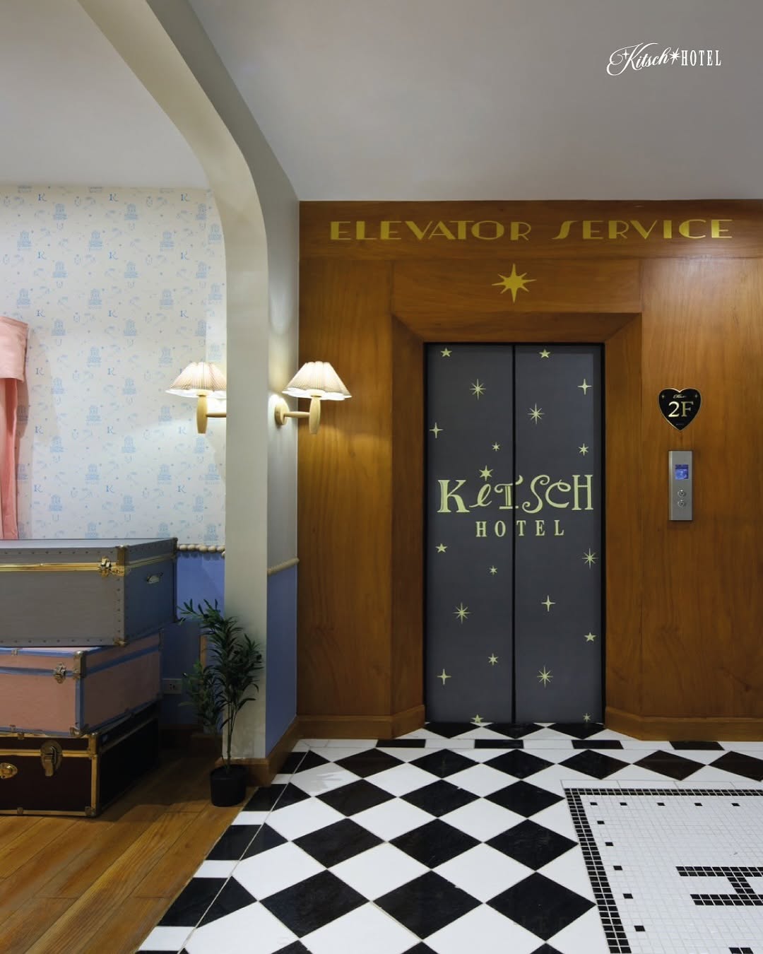 從裝潢到主題房間，處處散發20世紀50年代的樂觀、自由和創意