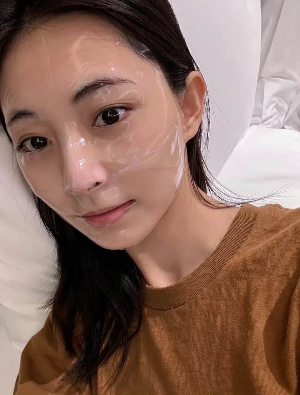 乾燥肌容易脫皮，皮膚粗糙影使用高保濕產品