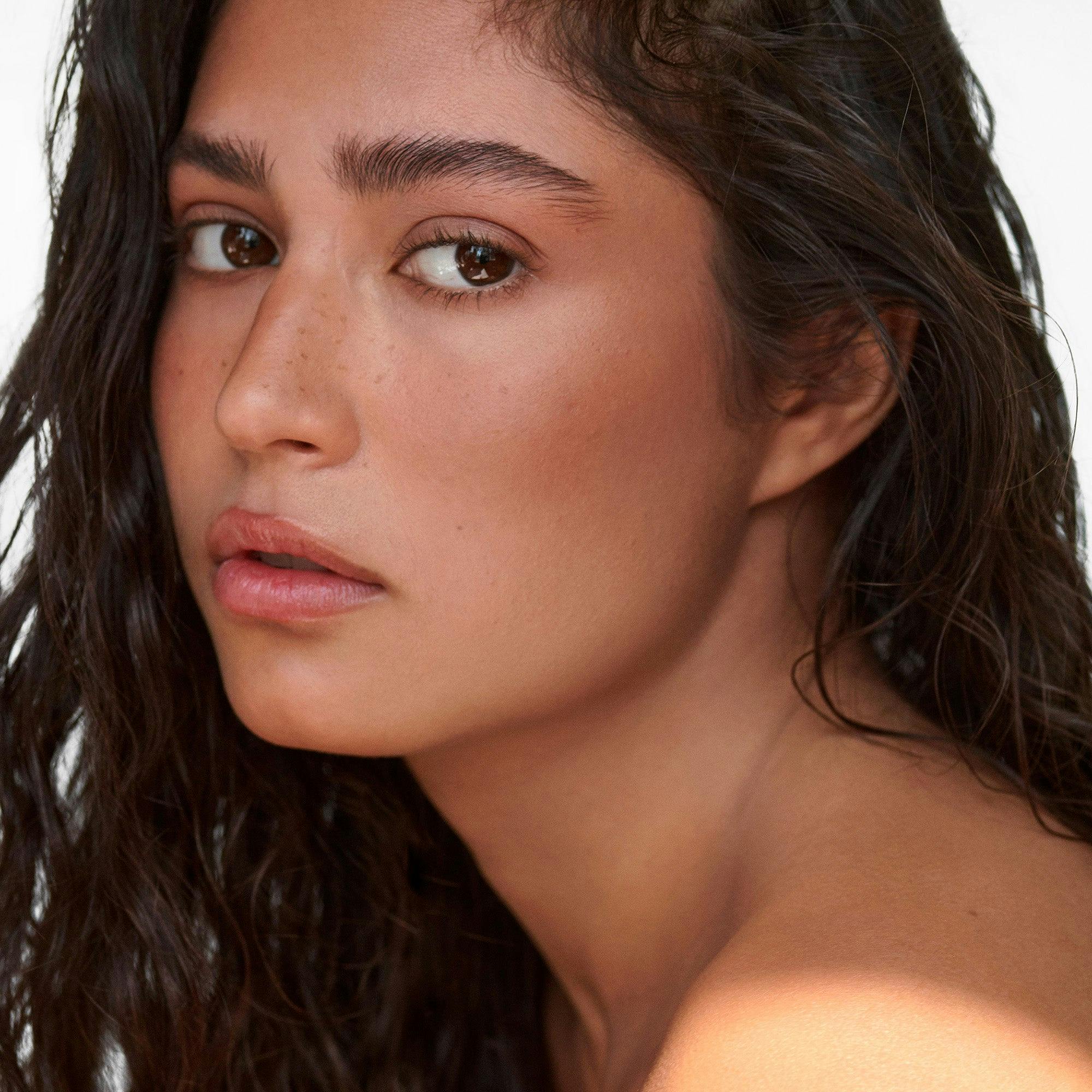 想要擁有立體的臉部輪廓，修容絕對是不可或缺的一步