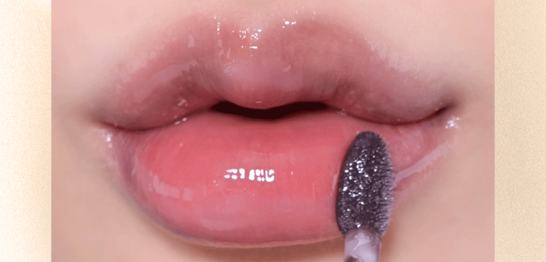 如果顏色還不夠理想，可以慢慢加多點透黑色唇蜜