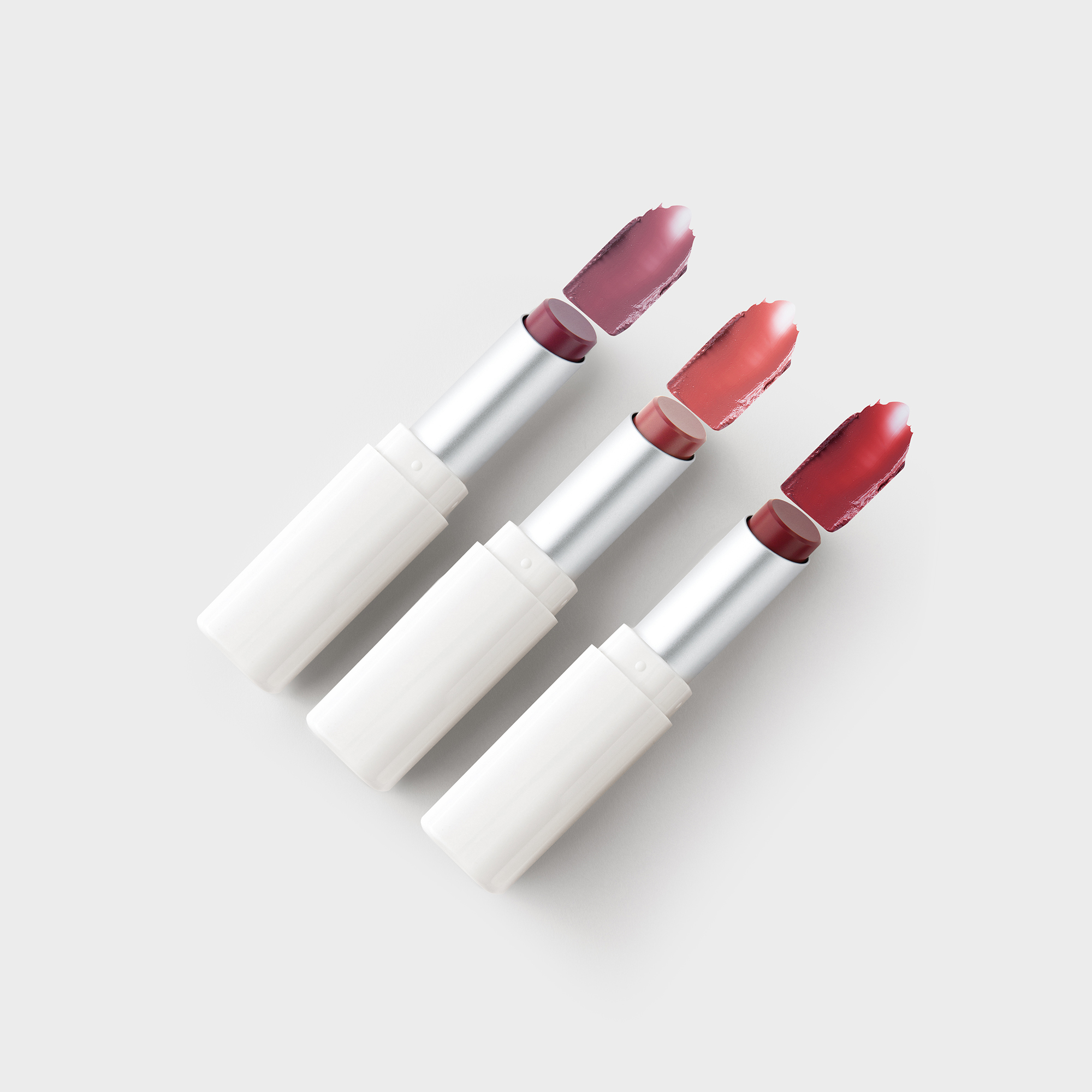 質地滋潤不顯唇紋,輕輕一抹就能為雙唇帶來自然的好氣色和細緻的光澤感