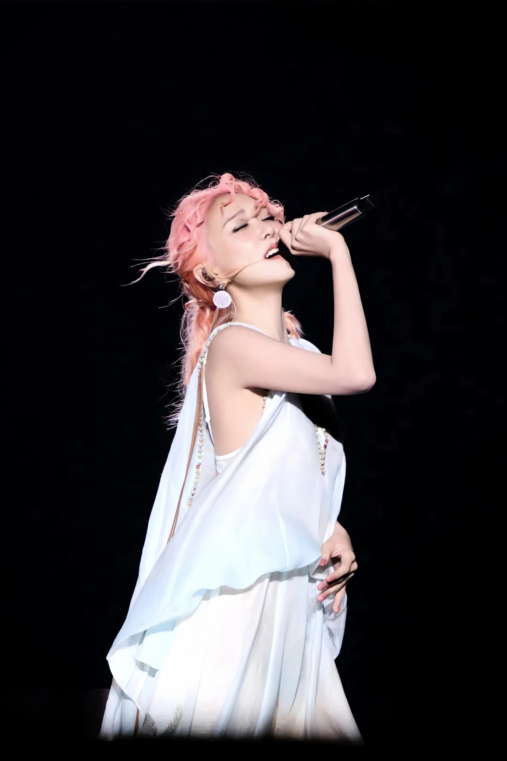 薛凱琪演唱會上表現令人驚艷！