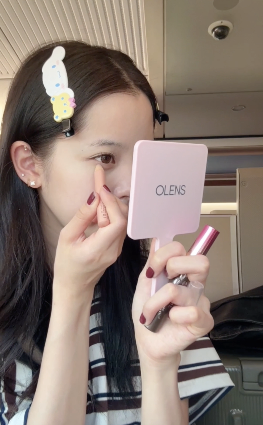 too cool for school臥蠶筆在韓國Olive Young榜上有名