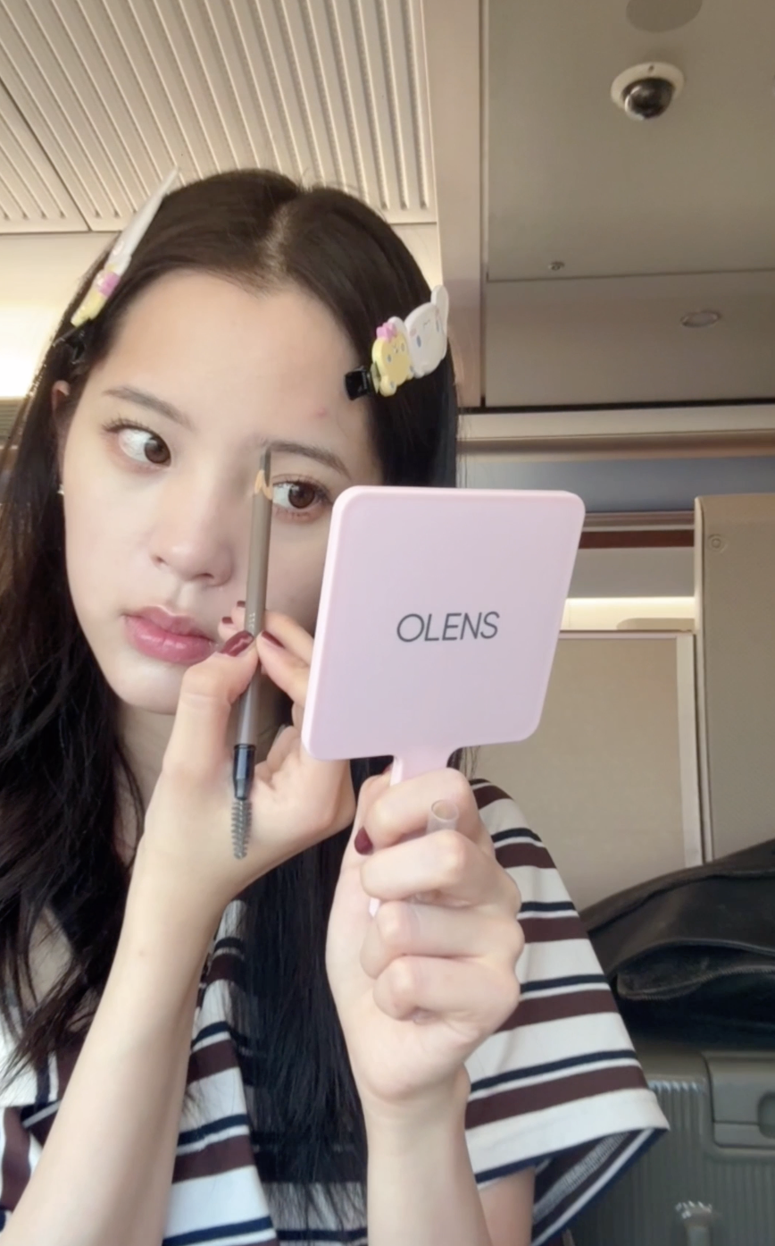 Judydoll橘朵砍刀眉筆是平價又好用的眉筆代表