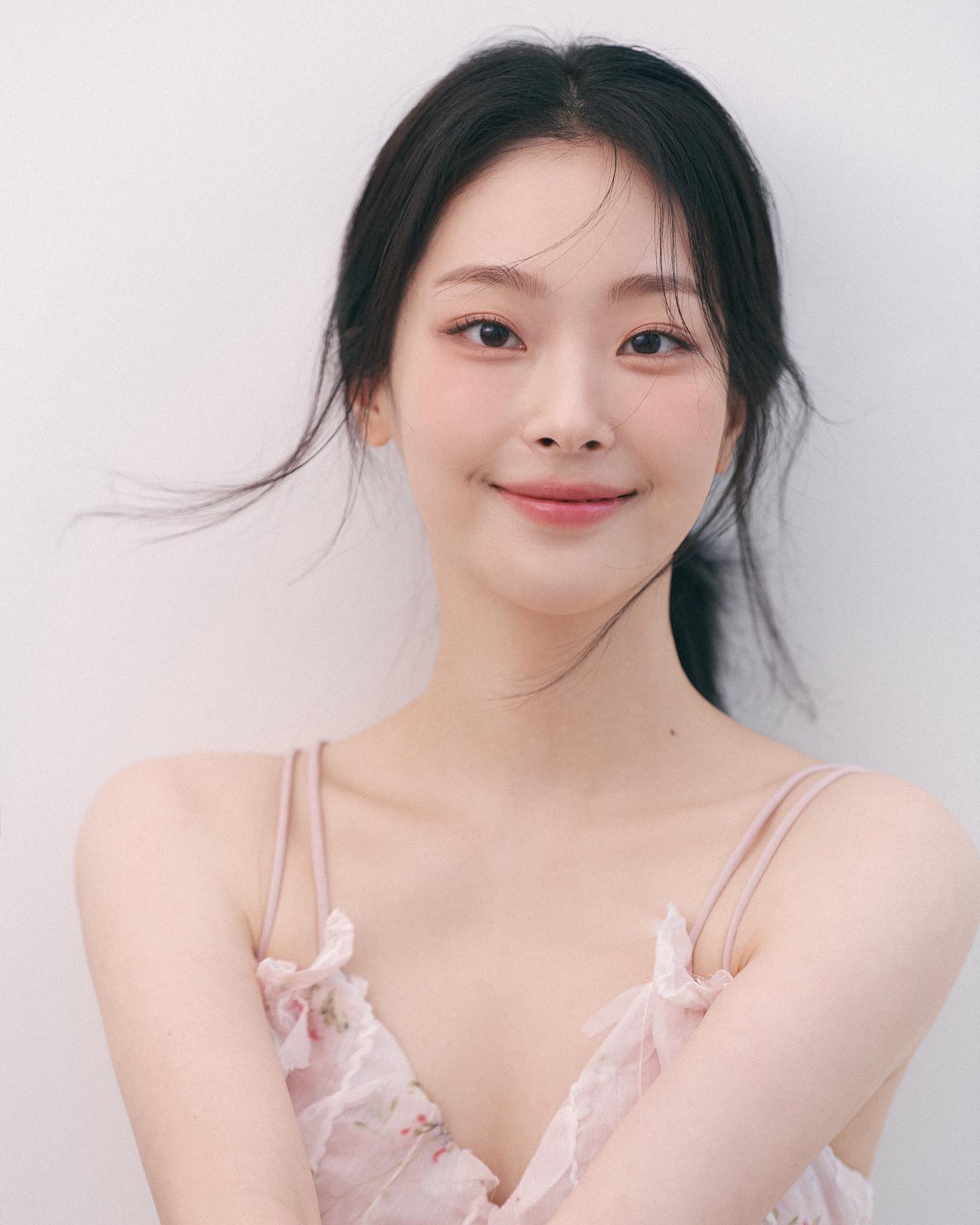 BLACKPINK御用化妝師Maeng就手把手的教學,教妳怎麼畫出小奶貓妝容