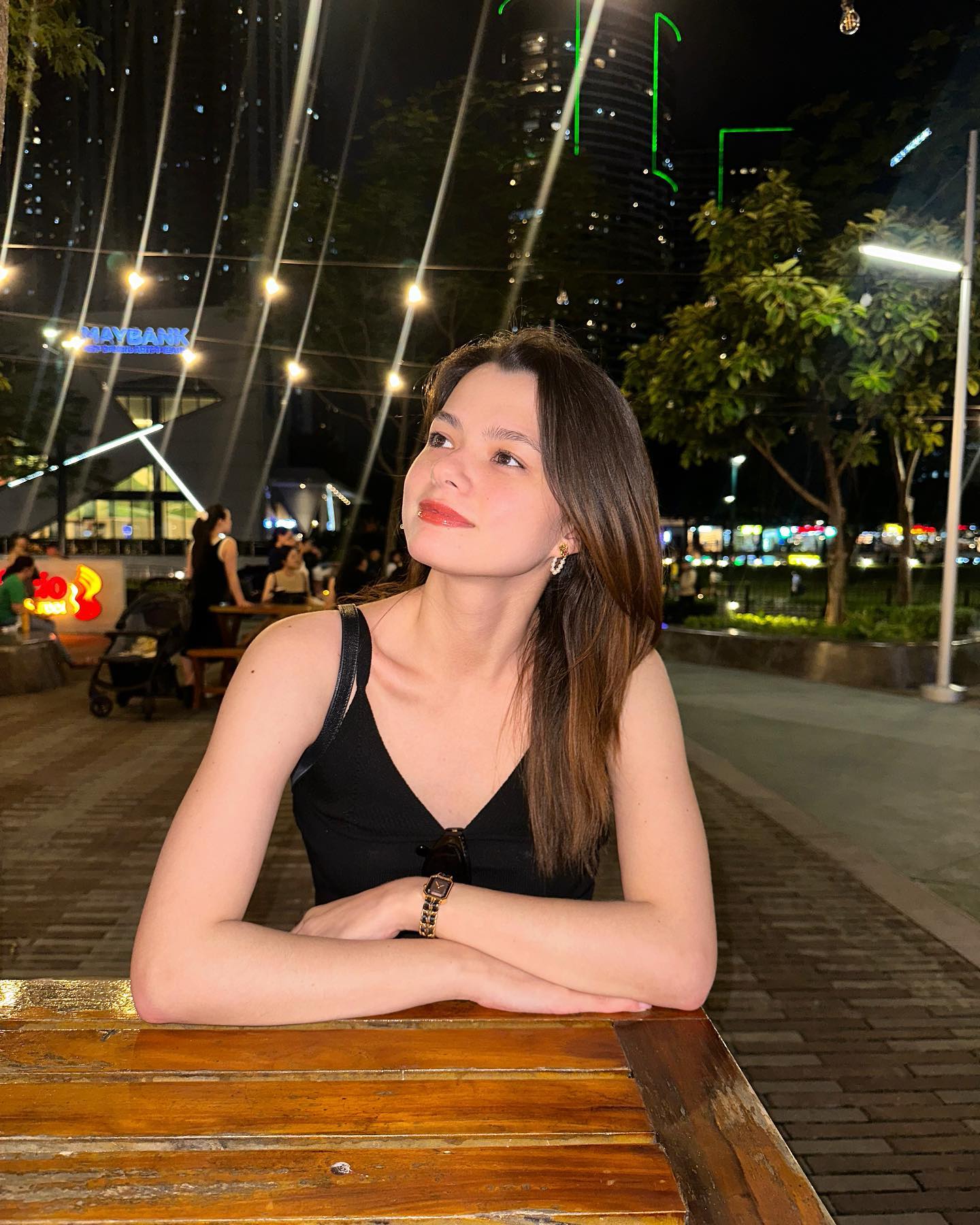 她對於愛情有著清晰的認知,認為一段健康的關係應該是互相促進、共同成長的