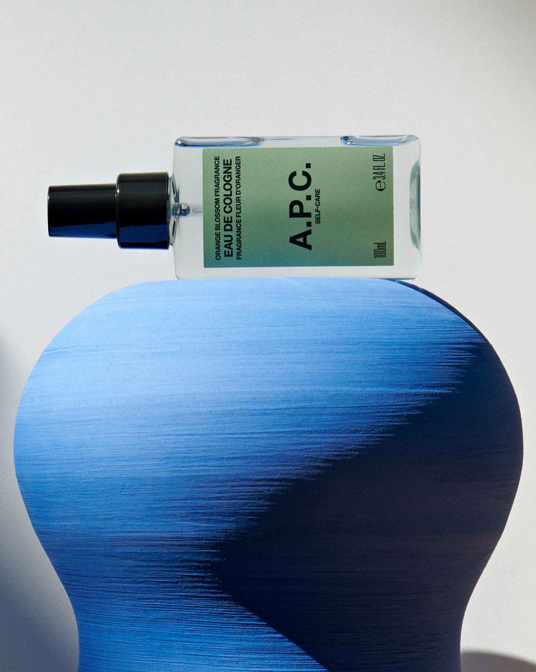 或許沒有過於濃烈的香氣，卻能在不經意間散發出好感度