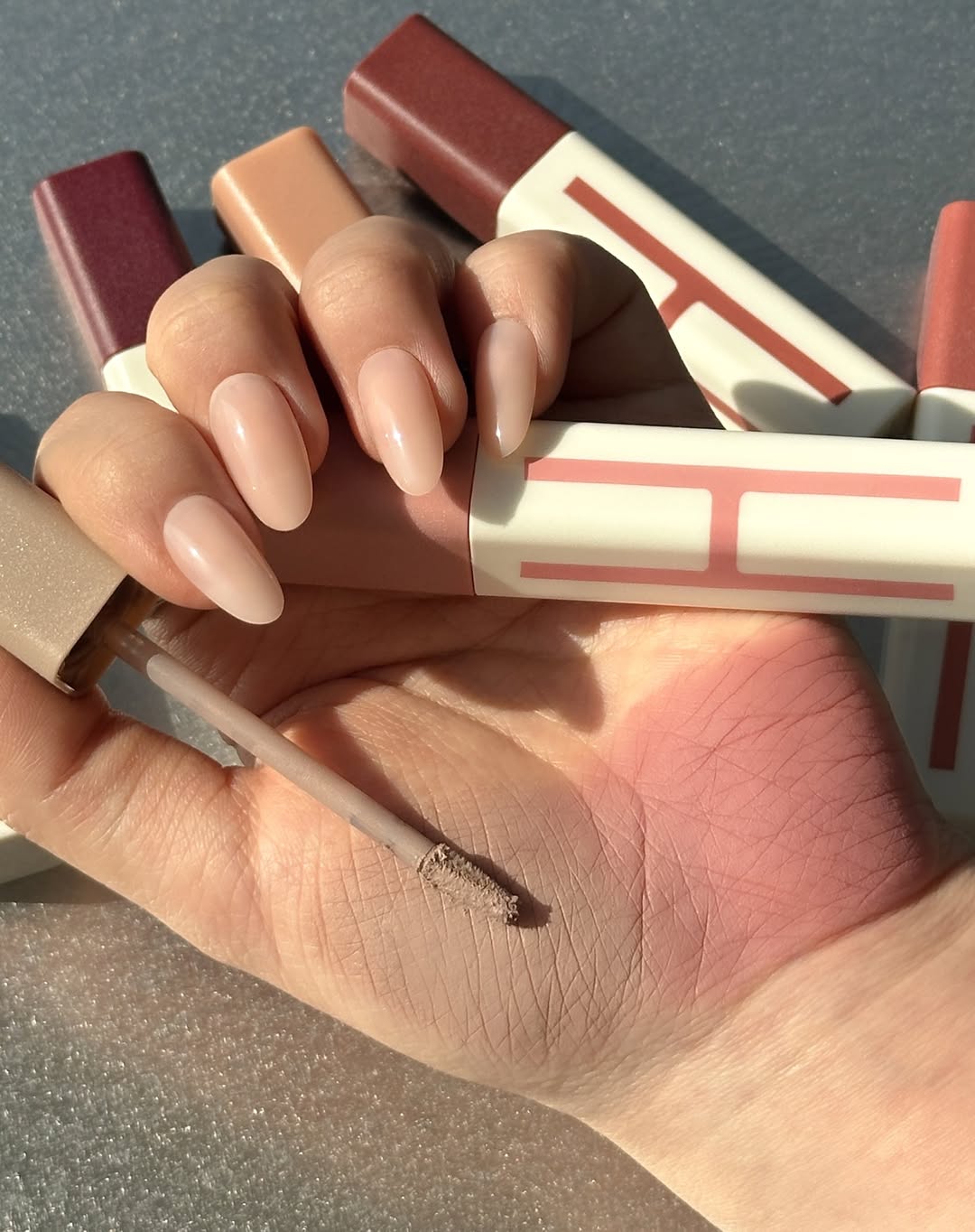 A.Chi 01#daily 啞光唇釉