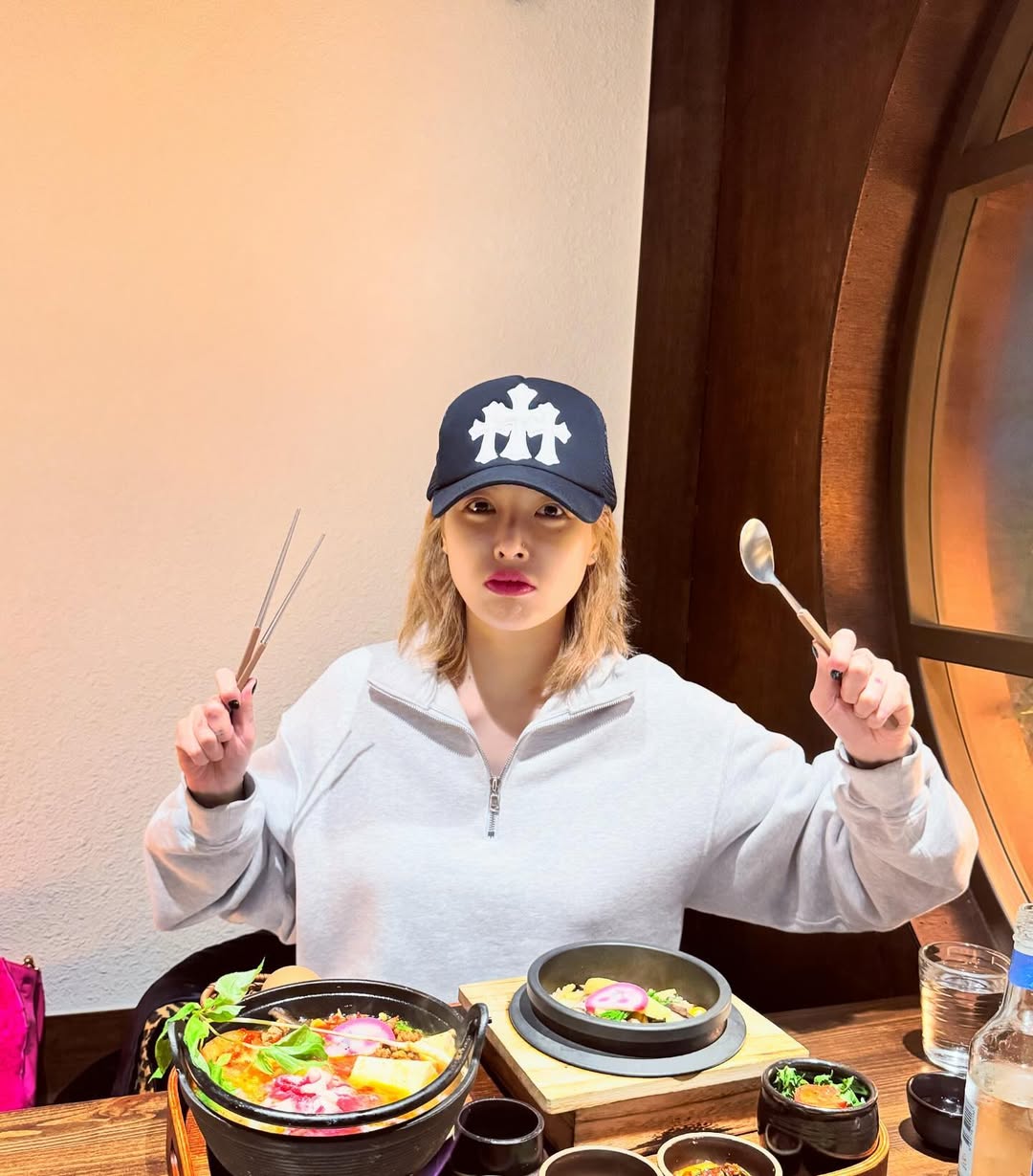 她傾向於選擇未經加工或少加工的天然食物,例如新鮮的蔬菜、水果和未精緻的穀物