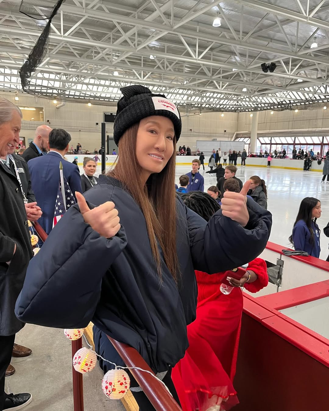 Vera Wang的驚豔亮相，除了她的時尚品味外，最令人驚艷的就是她彷彿被時間遺忘的臉蛋和身材