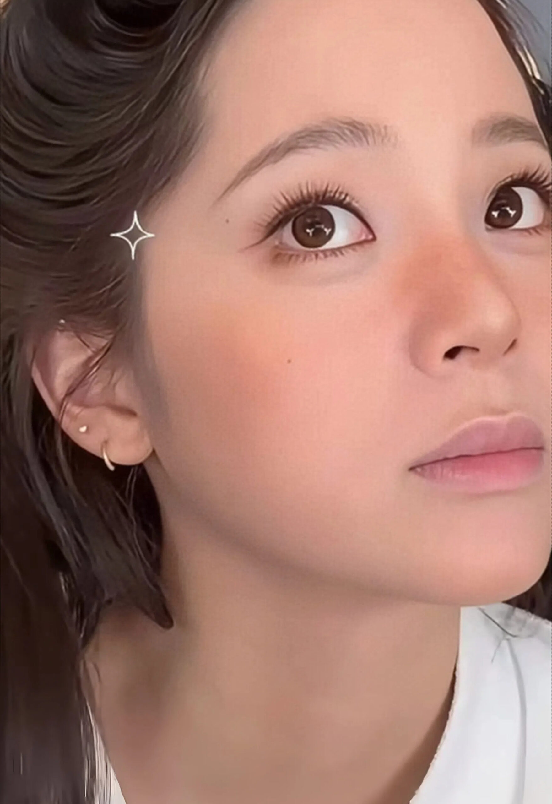 打造媽生感太陽花睫毛。