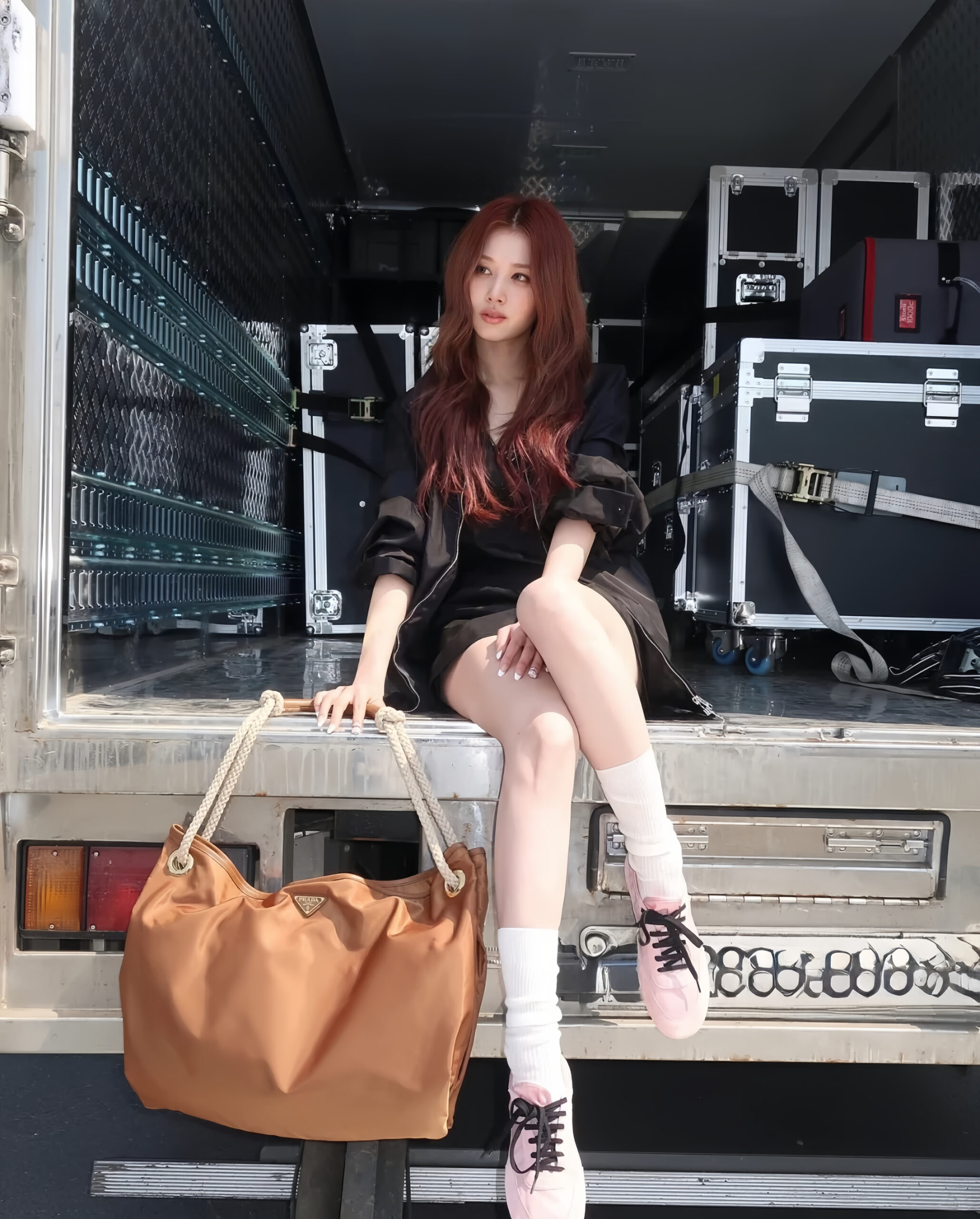 TWICE成員sana同款橘棕髮色。