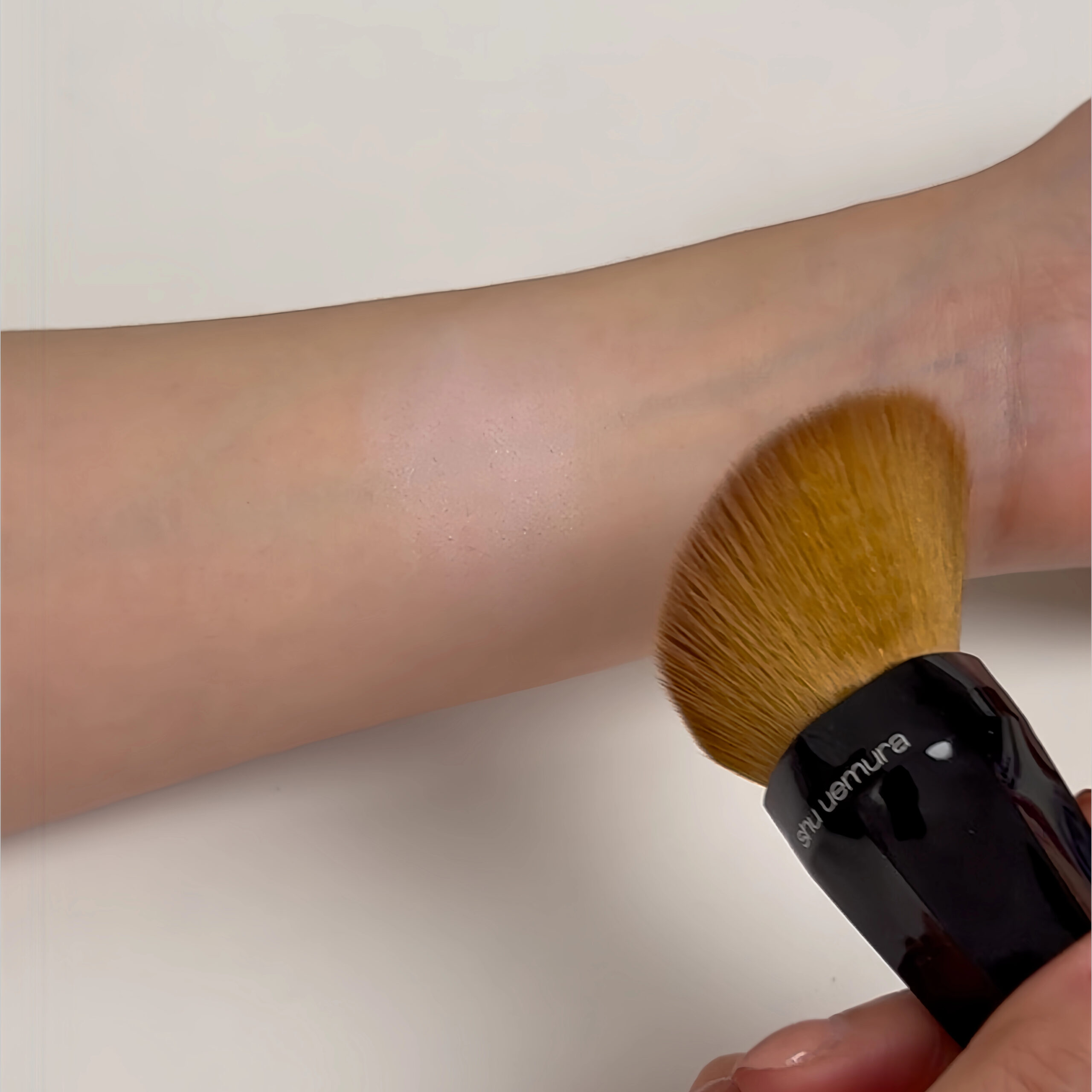 shu uemura 粉餅上手實測