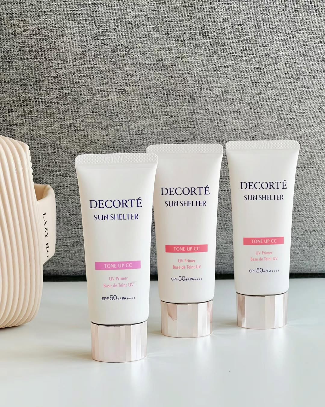 DECORTÉ Sun Shelter Tone Up CC