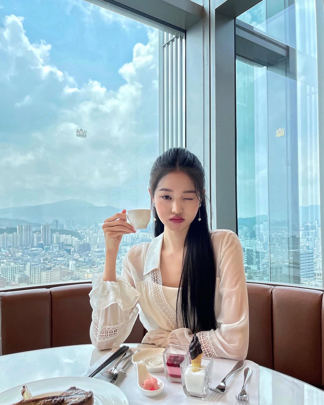 4種能幫助肌膚抵抗紫外線、由內而外透出光澤的「美白安全營養素」。