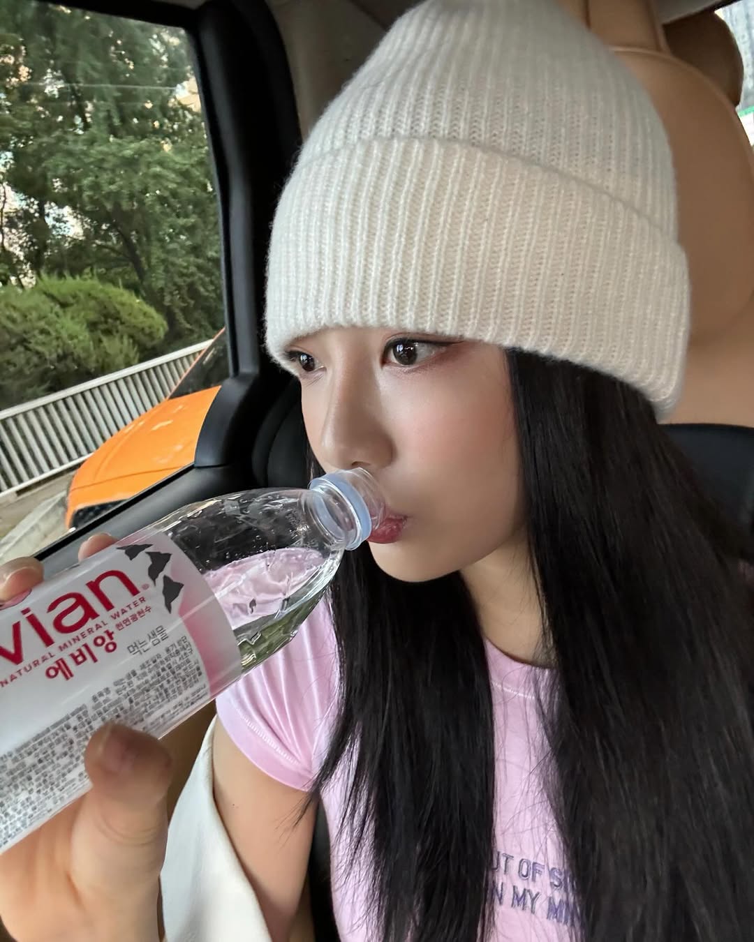 時多喝水,保持口腔濕潤,減少細菌滋生。